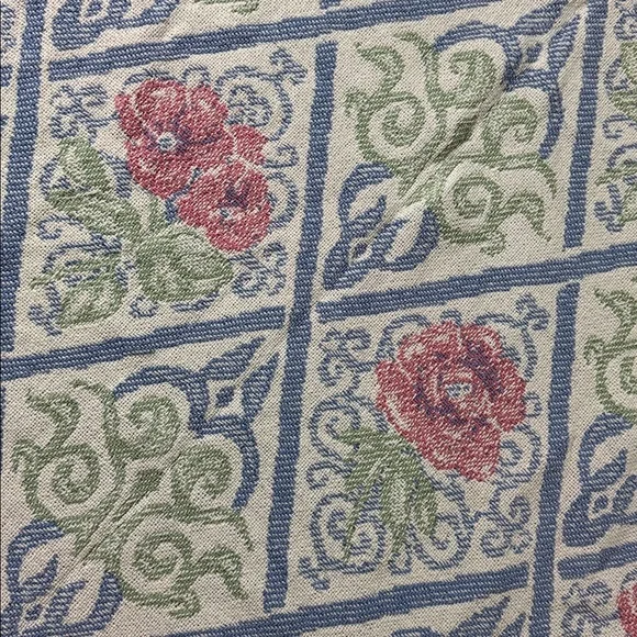 VINTAGE THROW BLANKET ROSES - Picture 2 of 4